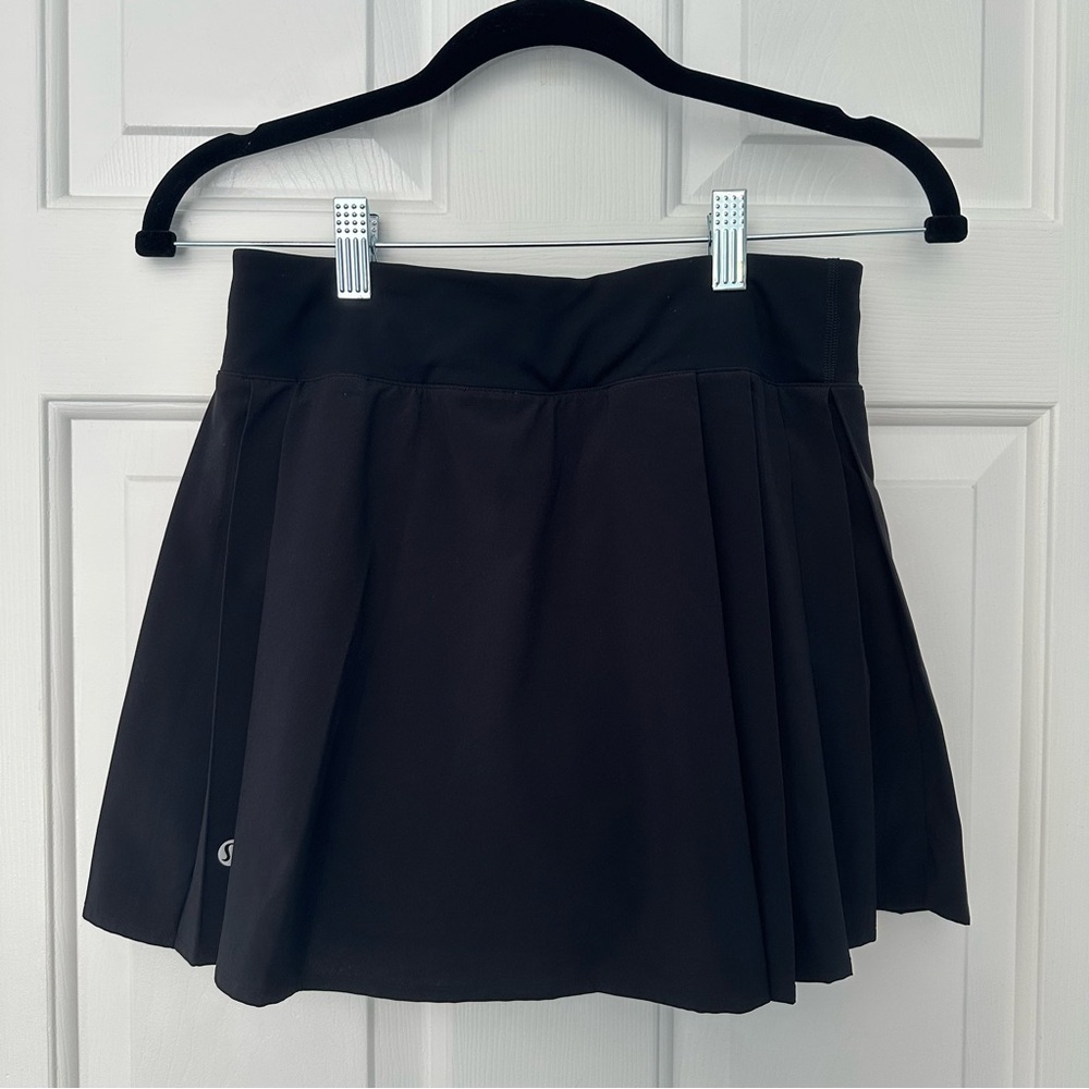 Lululemon Black Side Pleat High Rise Tennis Skirt Luxtreme Skort Sz 4 EUC - Picture 2 of 5